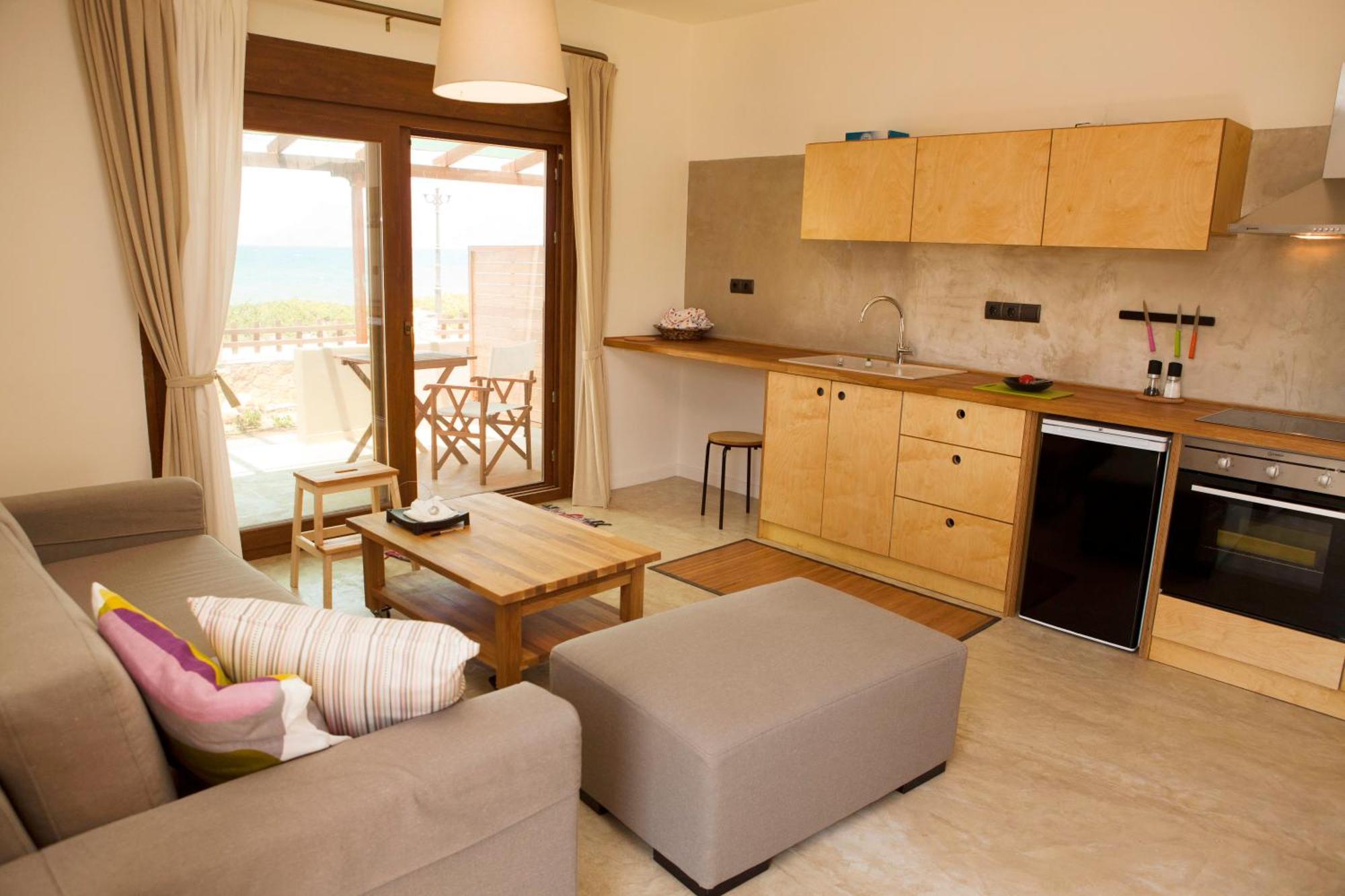 Horizonte Seafront Suites 基萨莫斯 外观 照片